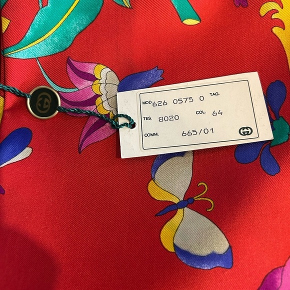 NWT Gucci Red Floral Silk Scarf - Picture 4 of 6
